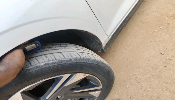 2022 Hyundai NEW I20 ASTA (O) 1.2 AT, Petrol, Automatic, 71,029 km, tyre