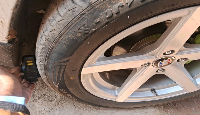 2022 Maruti Baleno DELTA PETROL 1.2, Petrol, Manual, 24,659 km, tyre