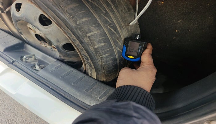 2016 Maruti Alto K10 VXI, Petrol, Manual, 99,619 km, tyre