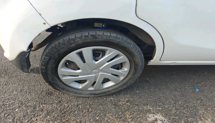 2016 Maruti Alto K10 VXI, Petrol, Manual, 99,619 km, tyre