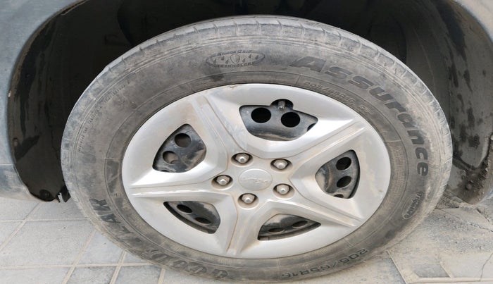 2021 KIA SELTOS HTE 1.5 DIESEL, Diesel, Manual, 81,889 km, tyre