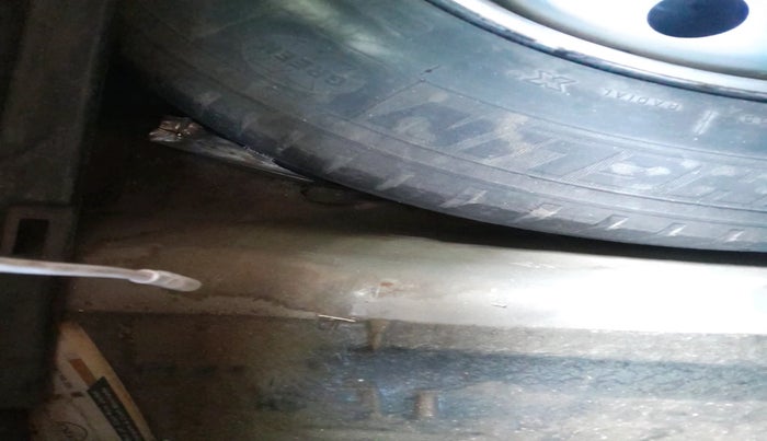 2014 Chevrolet Sail UVA 1.3 LS ABS, Diesel, Manual, 1,20,561 km, tyre