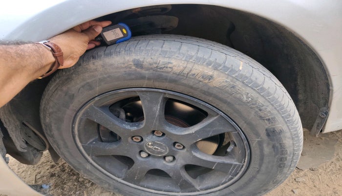 2011 Chevrolet Cruze LTZ, Diesel, Manual, 96,110 km, tyre