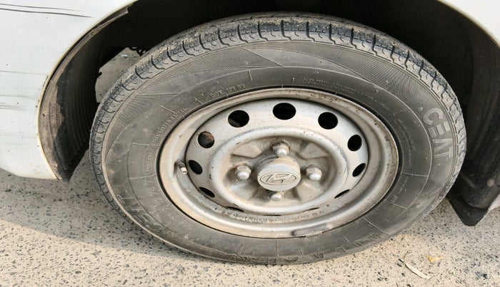 2017 Hyundai Eon ERA PLUS (O), Petrol, Manual, 88,340 km, tyre