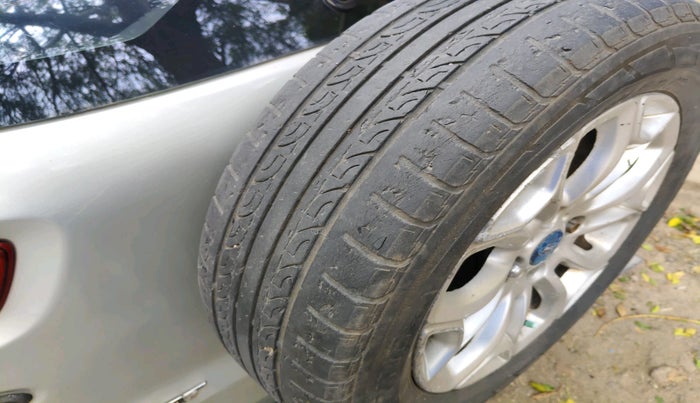 2013 Ford Ecosport TITANIUM 1.5L DIESEL, Diesel, Manual, 89,958 km, tyre