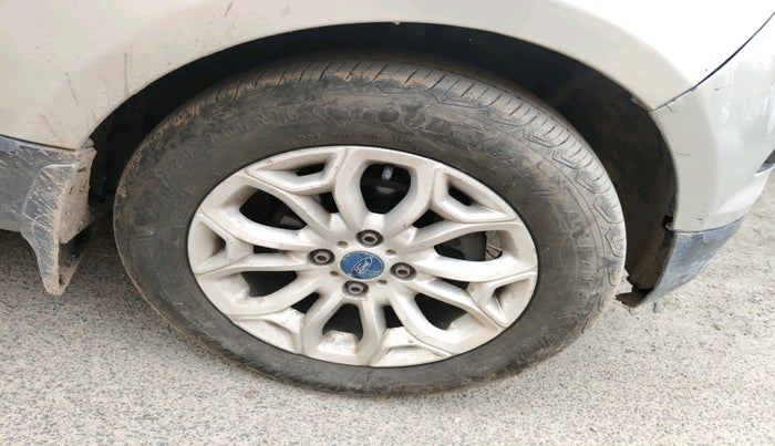 2013 Ford Ecosport TITANIUM 1.5L DIESEL, Diesel, Manual, 89,958 km, tyre