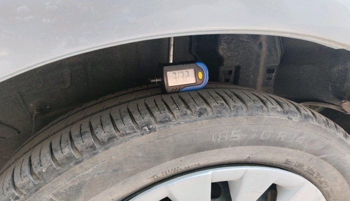 2012 Toyota Etios Liva GD, Diesel, Manual, 2,16,672 km, tyre