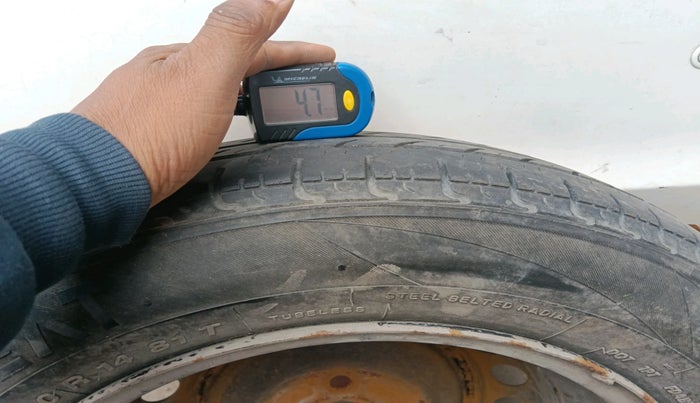 2016 Honda Amaze 1.2L I-VTEC S, Petrol, Manual, 1,55,983 km, tyre