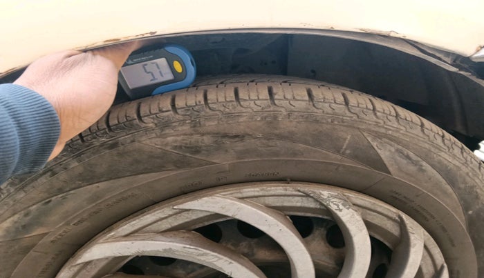 2016 Honda Amaze 1.2L I-VTEC S, Petrol, Manual, 1,55,983 km, tyre