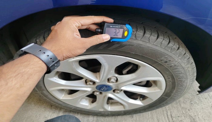 2016 Ford Figo Aspire TITANIUM 1.2 PETROL, Petrol, Manual, 70,630 km, tyre