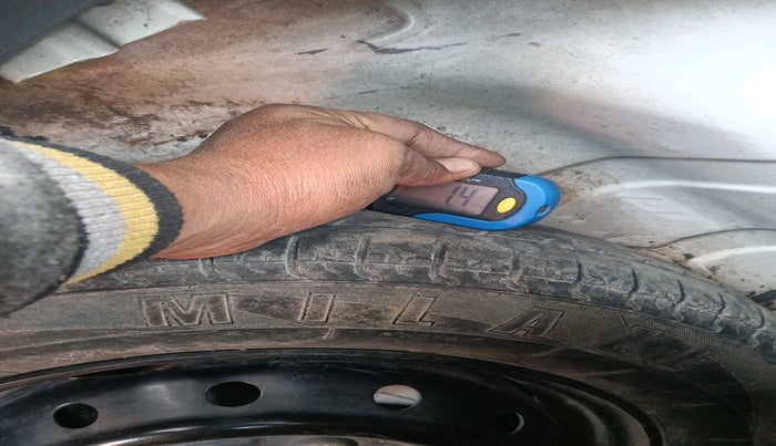 2012 Maruti Alto 800 LXI, Petrol, Manual, 50,584 km, tyre