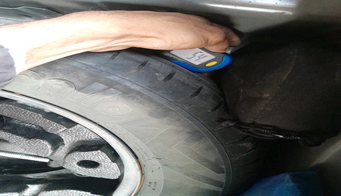 2022 Tata PUNCH PURE MT, Petrol, Manual, 31,964 km, tyre