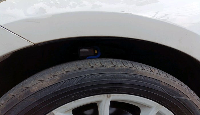 2011 Honda City 1.5L I-VTEC S MT, Petrol, Manual, 1,46,783 km, tyre