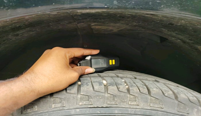 2016 Mahindra XUV500 W4, Diesel, Manual, 66,907 km, tyre