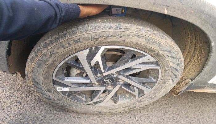 2024 Hyundai Creta SX (O) 1.5 PETROL, Petrol, Manual, 20,380 km, tyre