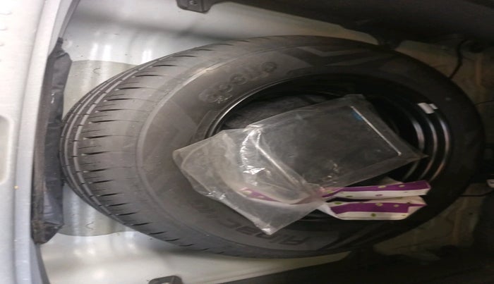 2024 Hyundai Creta SX (O) 1.5 PETROL, Petrol, Manual, 20,380 km, tyre