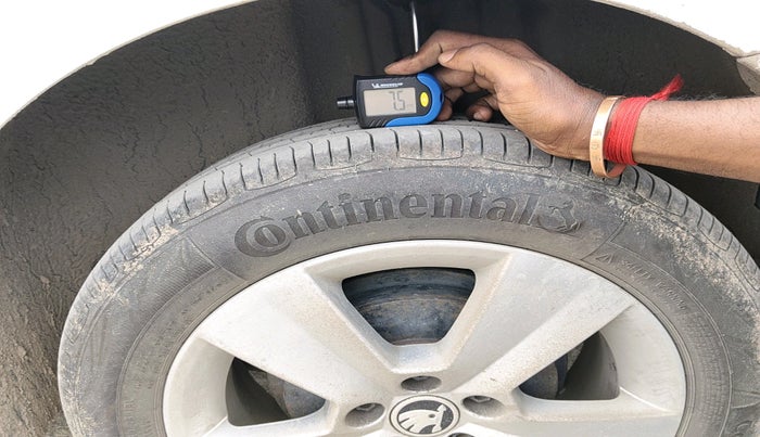 2017 Skoda Rapid STYLE 1.5 TDI AT, Diesel, Automatic, 2,60,090 km, tyre