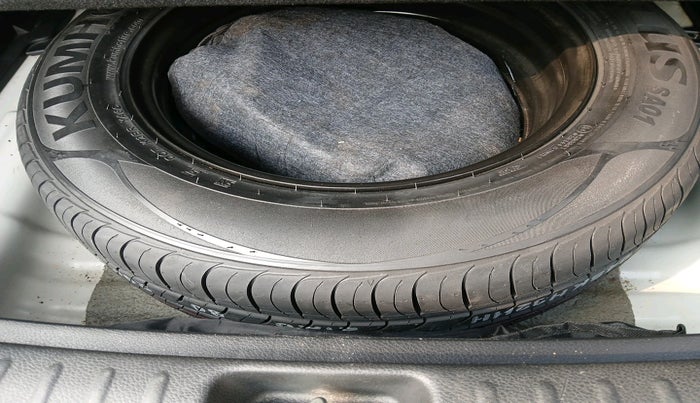 2021 KIA SELTOS HTE 1.5 DIESEL, Diesel, Manual, 75,202 km, tyre