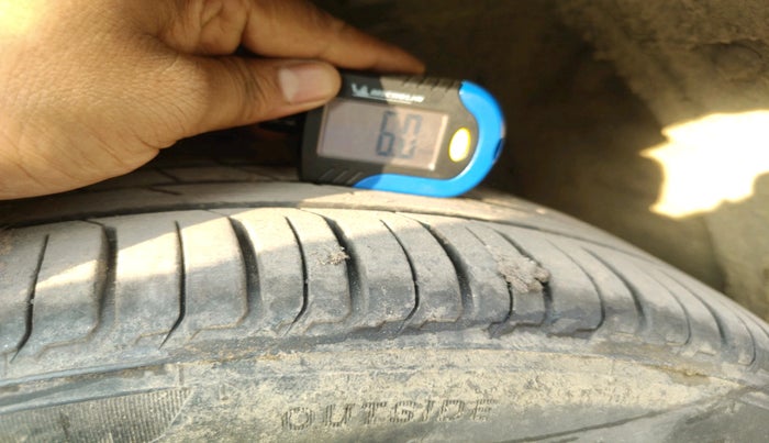 2010 Honda City 1.5L I-VTEC S MT, Petrol, Manual, 1,53,925 km, tyre