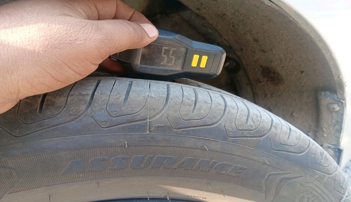 2016 Hyundai Elite i20 SPORTZ 1.2, Petrol, Manual, 53,745 km, tyre