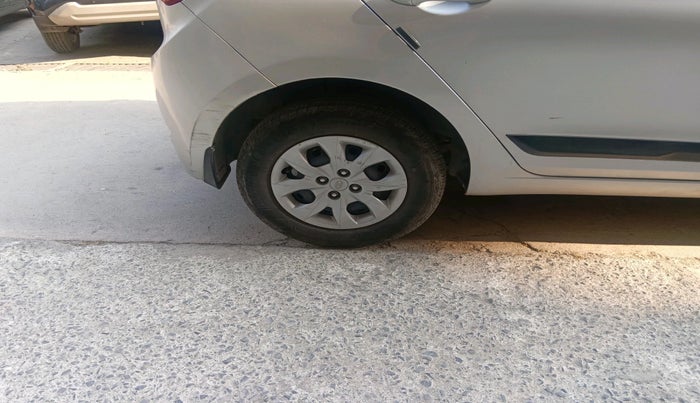 2016 Hyundai Elite i20 SPORTZ 1.2, Petrol, Manual, 53,745 km, tyre