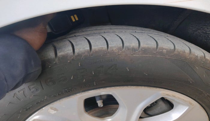 2017 Ford New Figo TITANIUM1.5 DIESEL, Diesel, Manual, 74,958 km, tyre