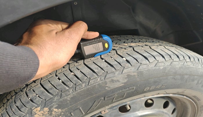 2018 Mahindra XUV500 W7, Diesel, Manual, 99,568 km, tyre