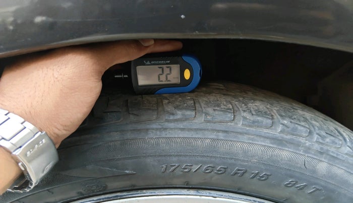 2014 Honda City 1.5L I-VTEC SV CVT, Petrol, Automatic, 1,35,842 km, tyre