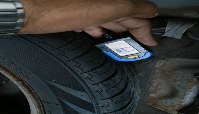 2014 Honda City 1.5L I-VTEC SV CVT, Petrol, Automatic, 1,35,842 km, tyre