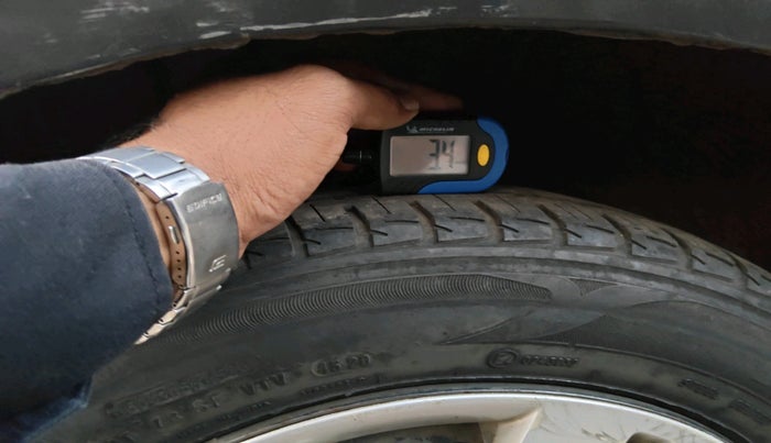 2014 Honda City 1.5L I-VTEC SV CVT, Petrol, Automatic, 1,35,842 km, tyre