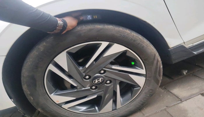 2021 Hyundai NEW I20 ASTA 1.0 GDI TURBO DCT, Petrol, Automatic, 72,864 km, tyre