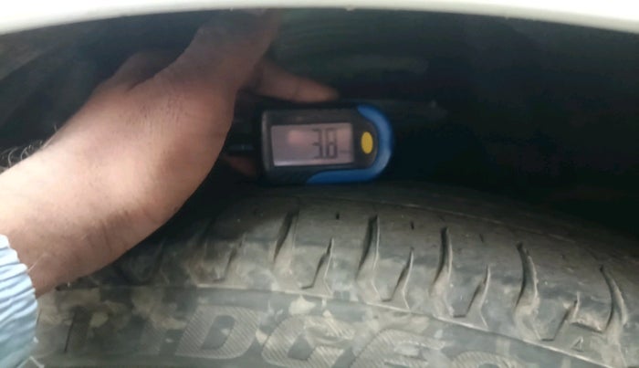 2020 Maruti Ertiga ZXI+ SHVS, Petrol, Manual, 38,210 km, tyre