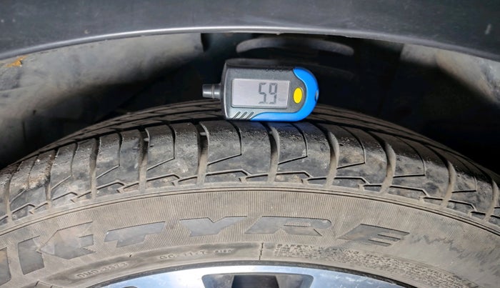 2020 Maruti S Cross ALPHA 1.5, Petrol, Manual, 43,994 km, tyre