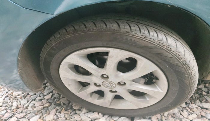 2018 Nissan Micra XV CVT, Petrol, Automatic, 36,500 km, tyre