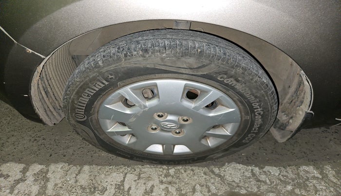 2012 Hyundai i20 MAGNA 1.2, Petrol, Manual, 79,599 km, tyre