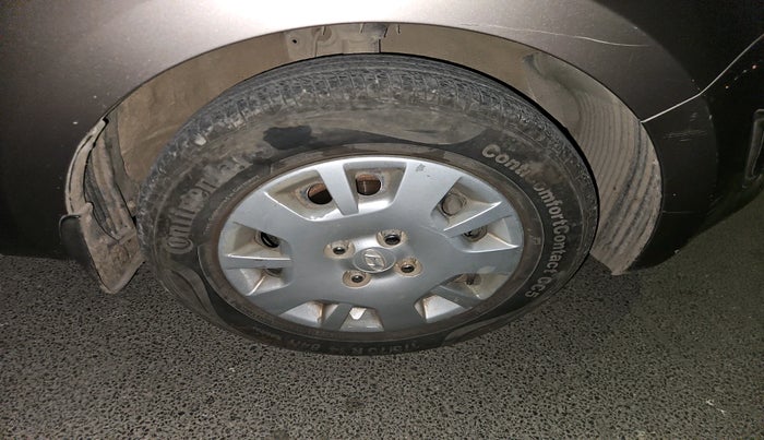 2012 Hyundai i20 MAGNA 1.2, Petrol, Manual, 79,599 km, tyre