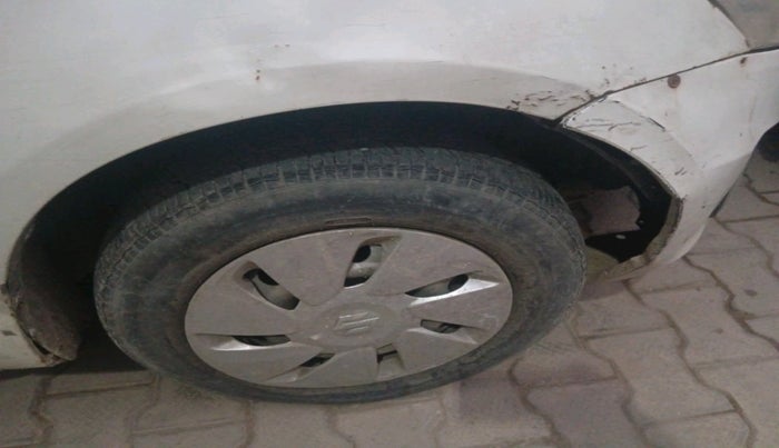 2016 Maruti Swift LXI (O), Petrol, Manual, 39,057 km, tyre