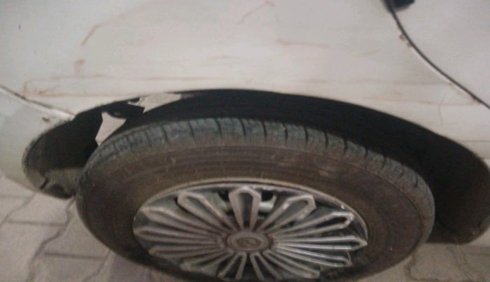 2016 Maruti Swift LXI (O), Petrol, Manual, 39,057 km, tyre