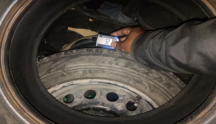 2013 Hyundai i20 MAGNA 1.2, Petrol, Manual, 59,127 km, tyre