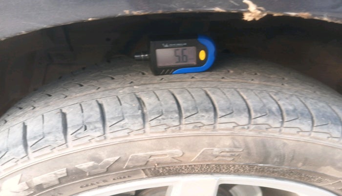 2015 Maruti Swift VXI, Petrol, Manual, 89,307 km, tyre