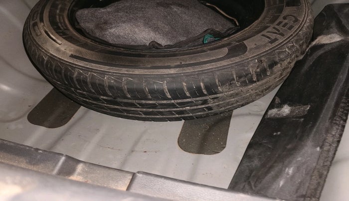 2021 Hyundai AURA S 1.2 CNG, Petrol, Manual, 89,680 km, tyre