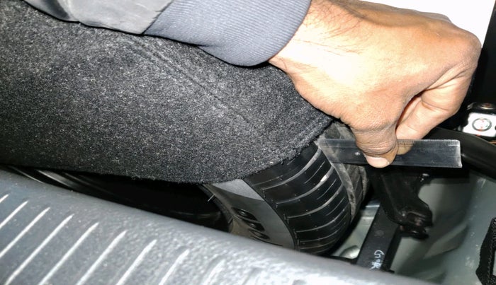 2023 Maruti Baleno  ZETA CNG 1.2L, Petrol, Manual, 37,612 km, tyre