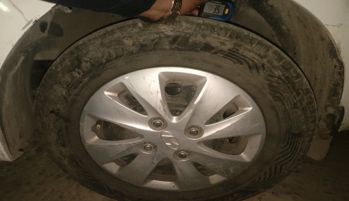 2012 Hyundai i10 SPORTZ 1.2, Petrol, Manual, 90,688 km, tyre