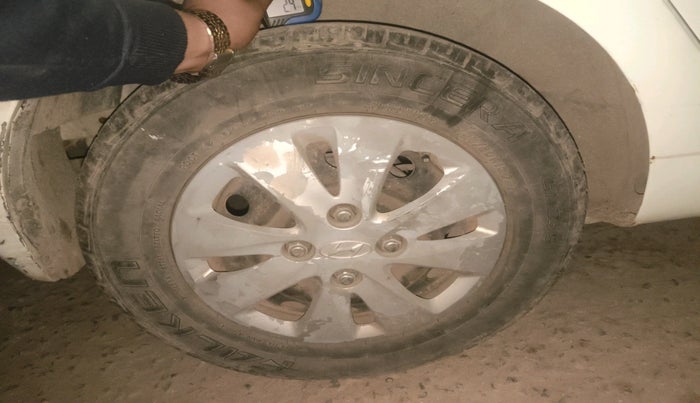 2012 Hyundai i10 SPORTZ 1.2, Petrol, Manual, 90,688 km, tyre