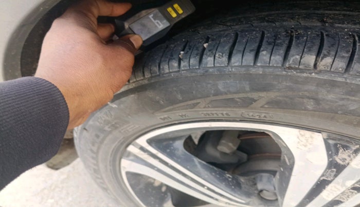 2022 MG ASTOR SHARP 1.5 MT, Petrol, Manual, 1,29,814 km, tyre