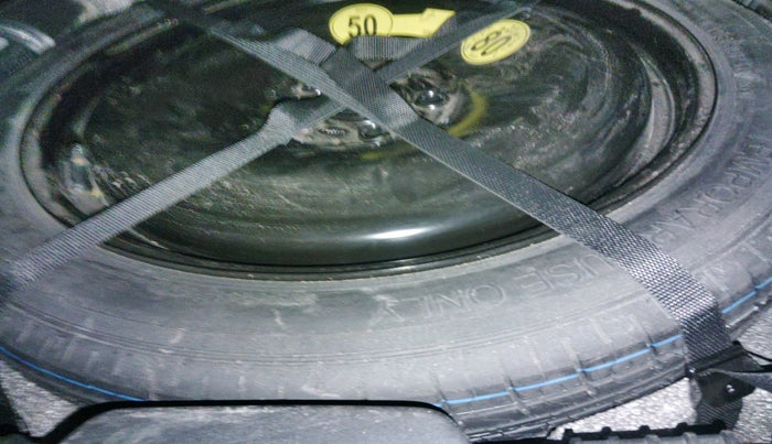 2019 Volvo XC 60 D5 INSCRIPTION, Diesel, Automatic, 1,08,580 km, tyre