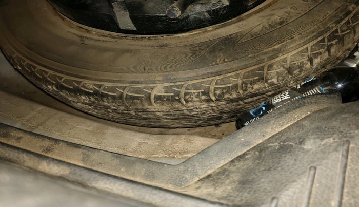 2019 Volkswagen Ameo COMFORTLINE 1.0L, Petrol, Manual, 89,559 km, tyre