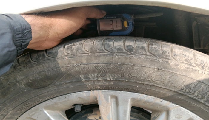 2017 Tata Tiago XZ PETROL, Petrol, Manual, 1,04,444 km, tyre