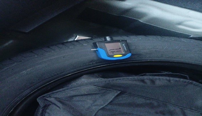 2023 Tata NEXON PURE 1.2 PETROL, Petrol, Manual, 14,500 km, tyre