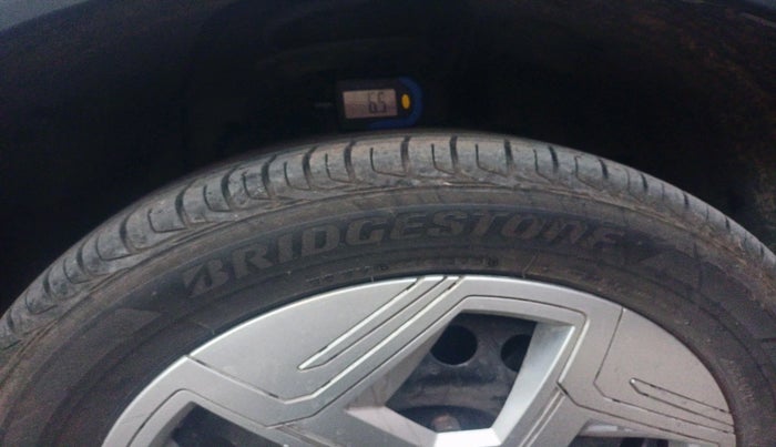 2023 Tata NEXON PURE 1.2 PETROL, Petrol, Manual, 14,500 km, tyre